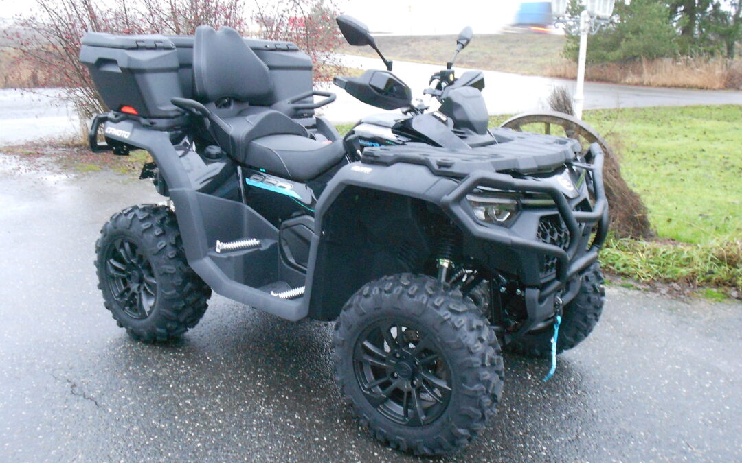 CFMOTO CForce 850 Touring Black Edition EFI EPS 4×4 Traktorimönkijä, 2026 – 9 990 €