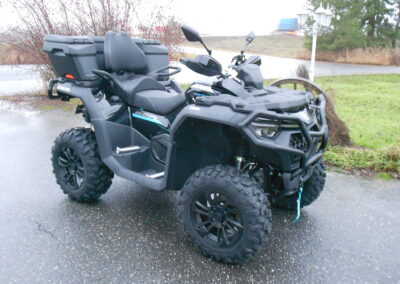 CFMOTO CForce 850 Touring Black Edition EFI EPS 4×4 Traktorimönkijä, 2026 – 9 990 €